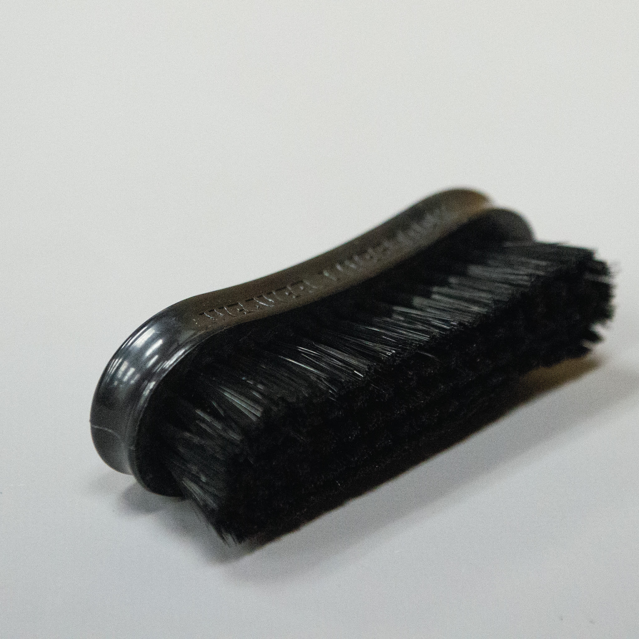 Pig Face Brush, Plastic Handle - Image 6