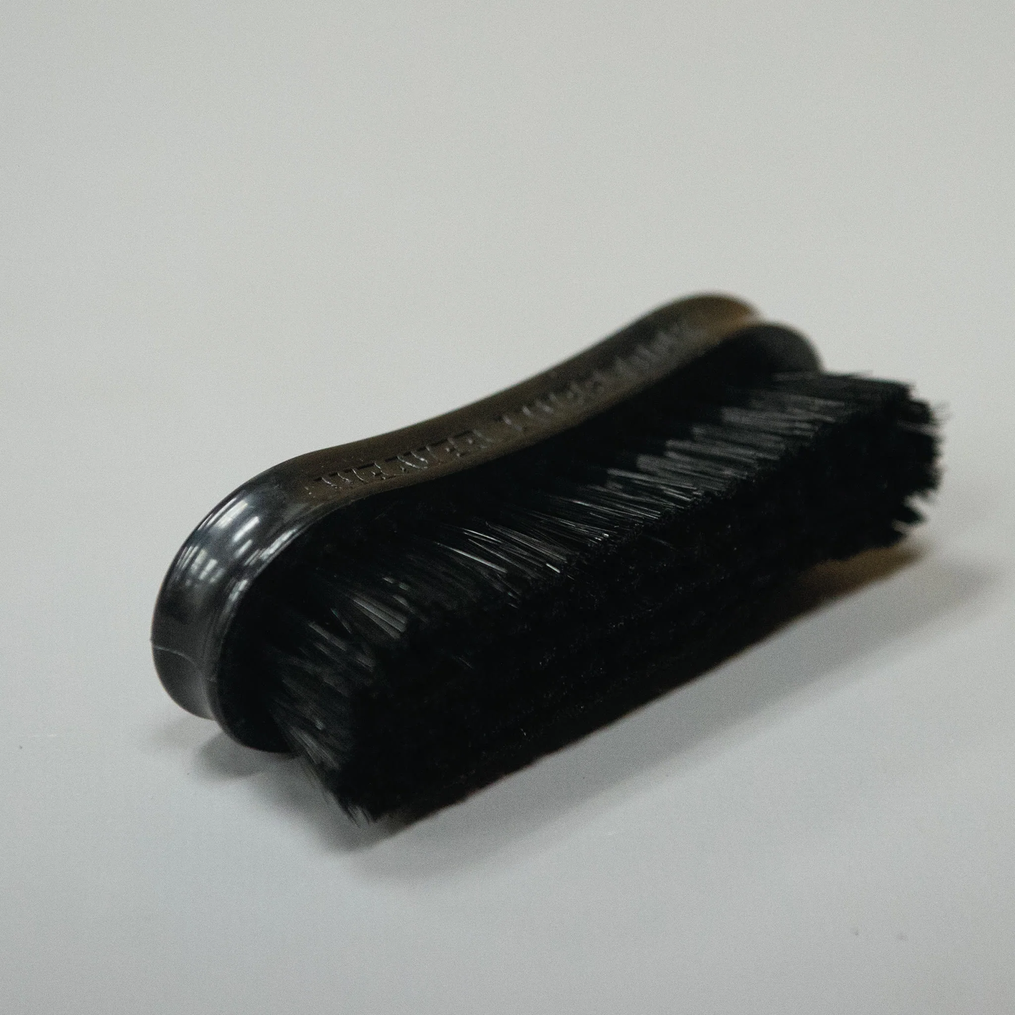 Pig Face Brush, Plastic Handle - Image 7