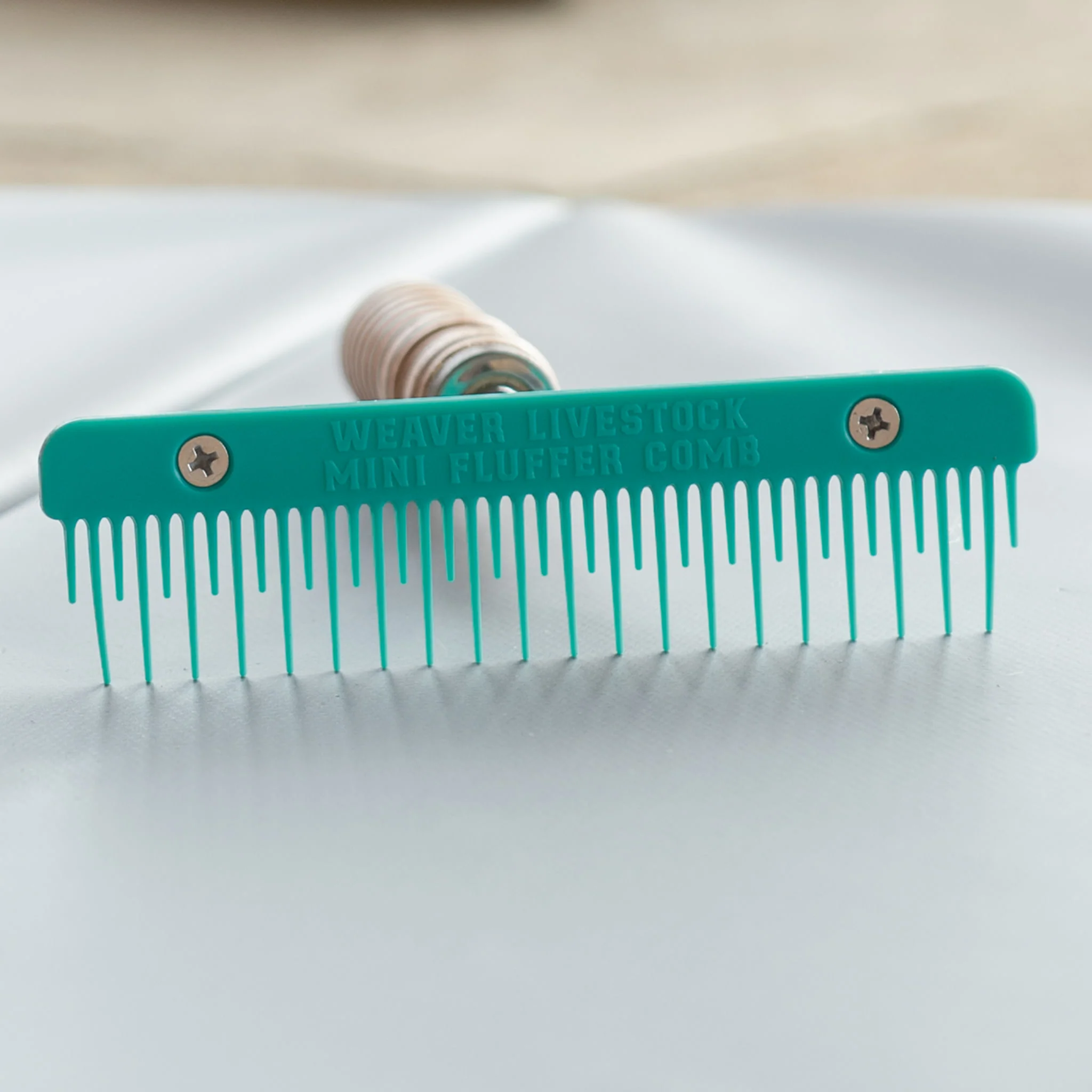 Plastic Mini Fluffer Comb - Image 25