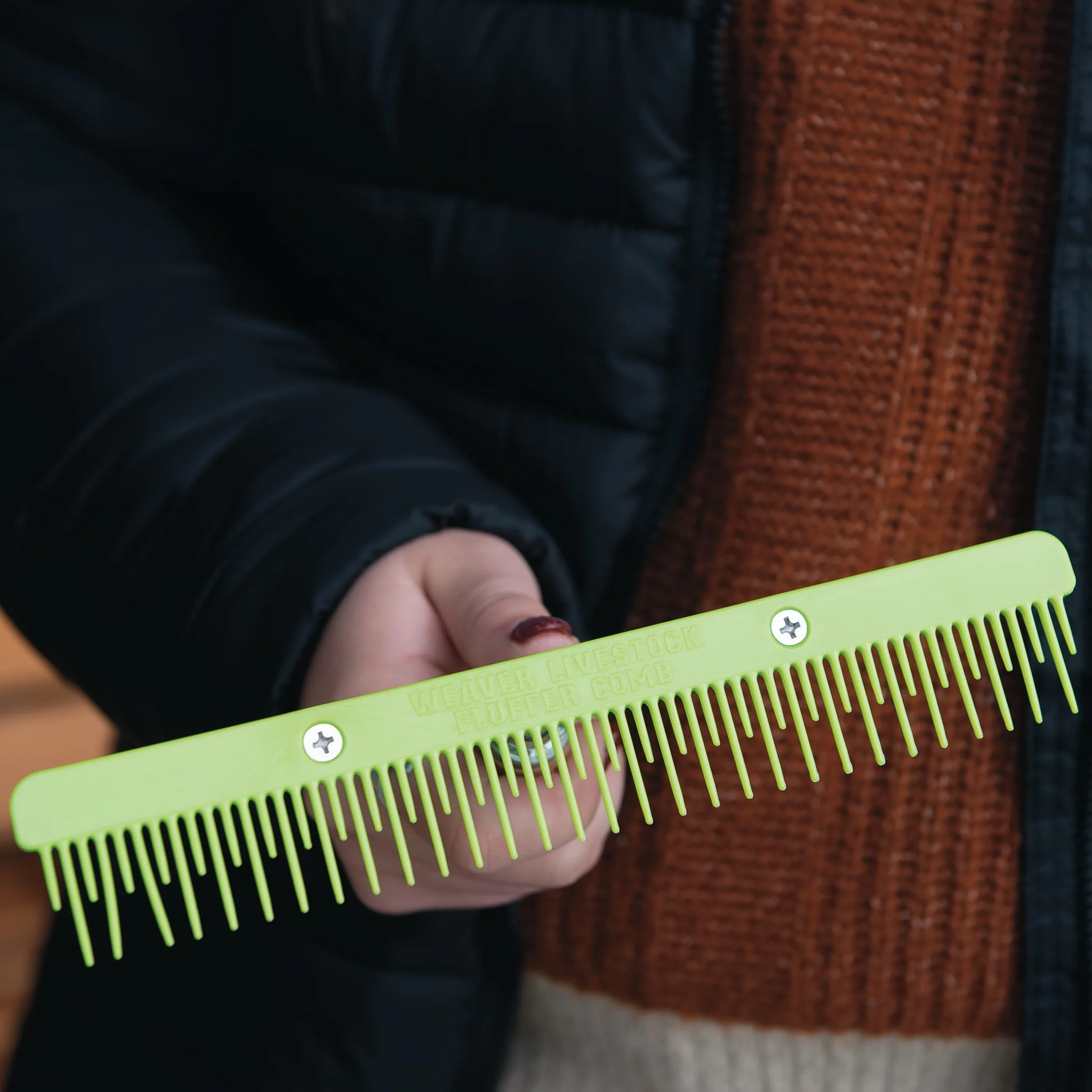 Plastic Mini Fluffer Comb - Image 34