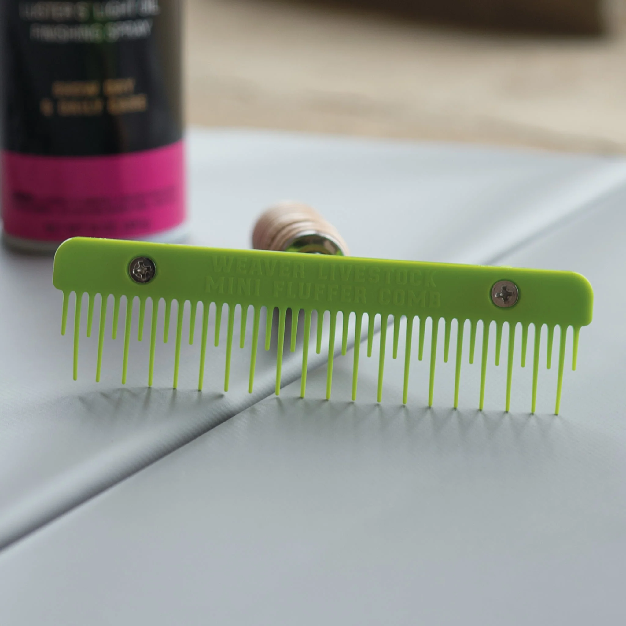 Plastic Mini Fluffer Comb - Image 41