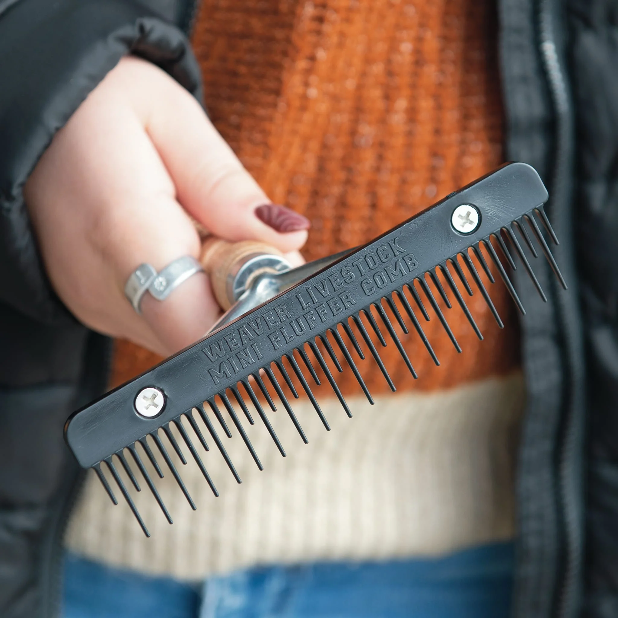 Plastic Mini Fluffer Comb - Image 53