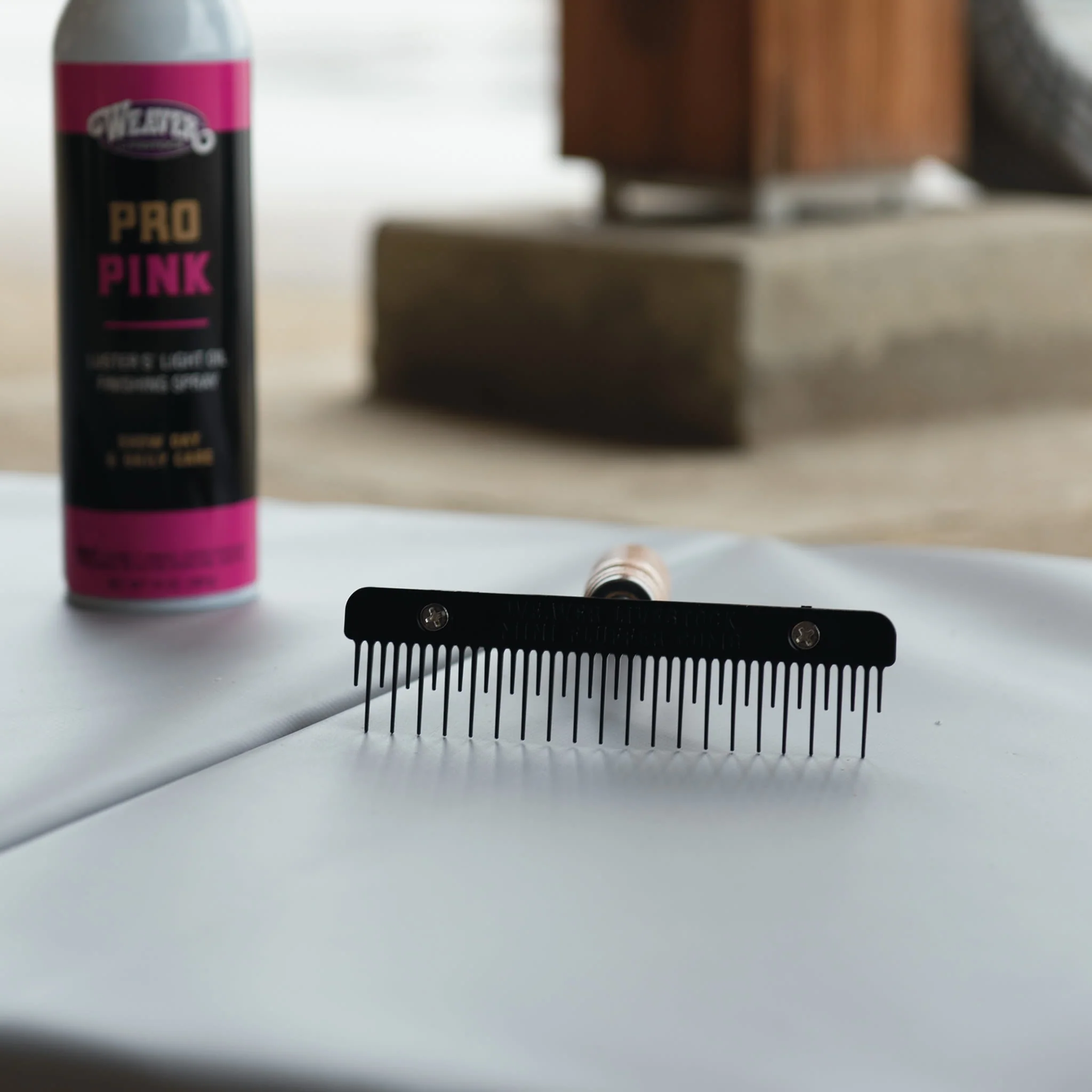 Plastic Mini Fluffer Comb - Image 56