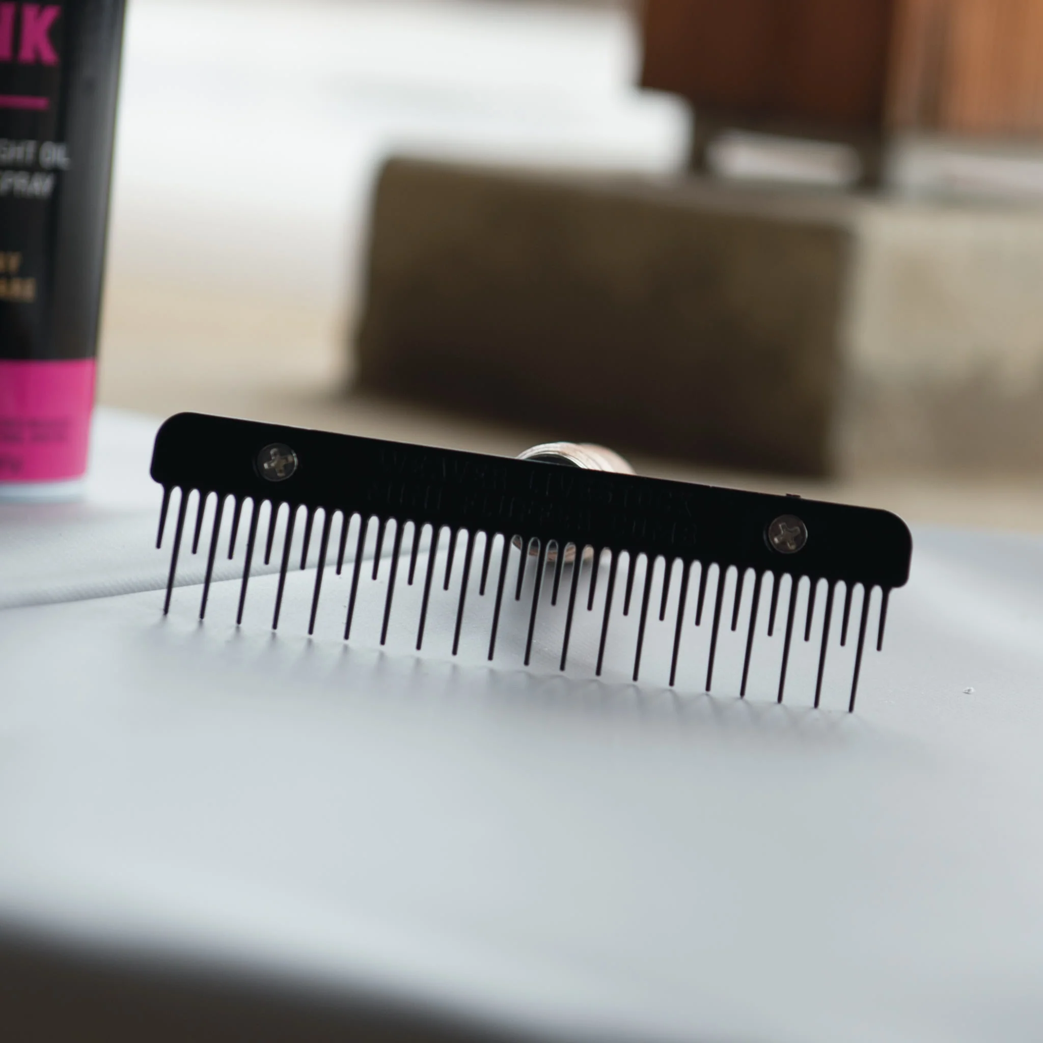 Plastic Mini Fluffer Comb - Image 60