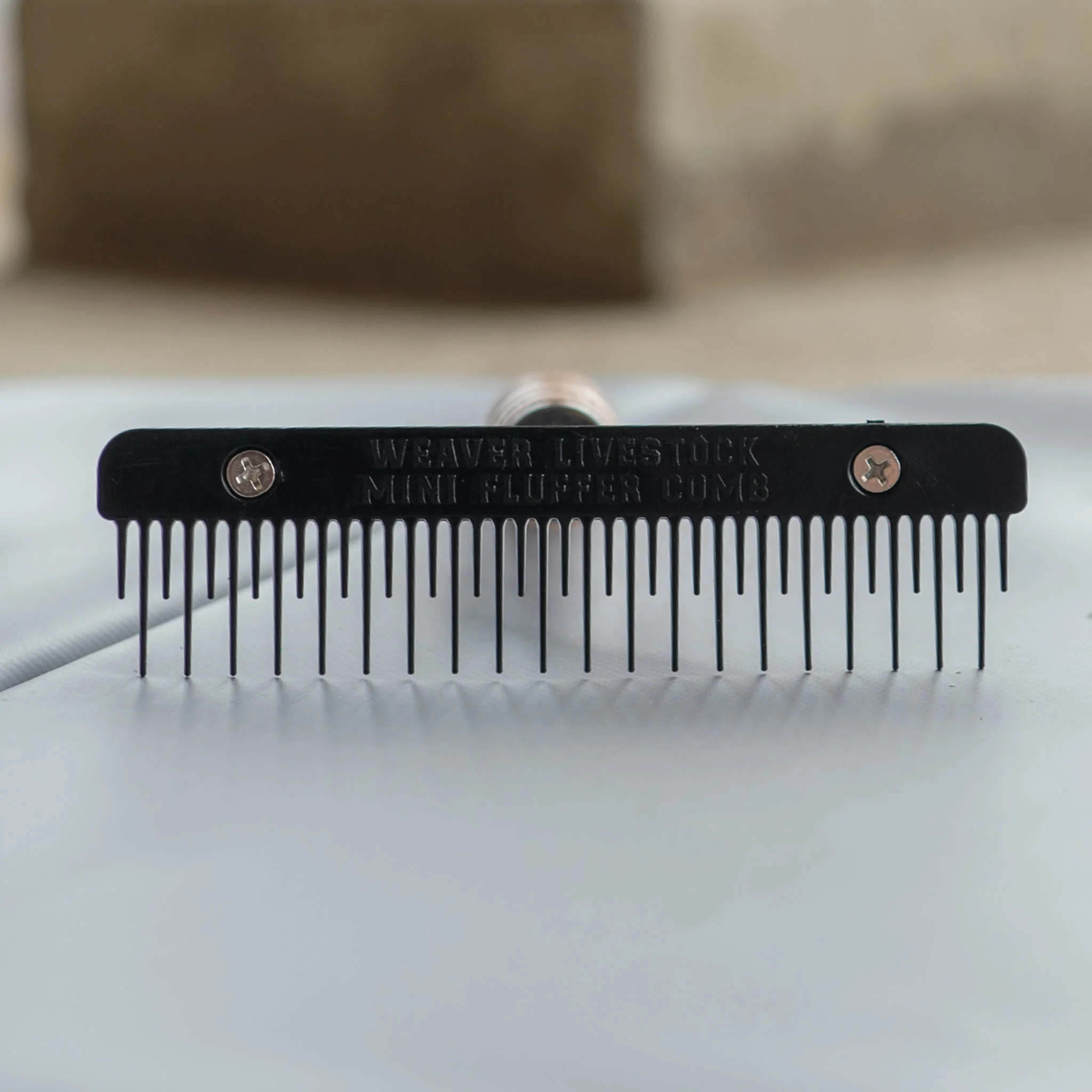 Plastic Mini Fluffer Comb - Image 61