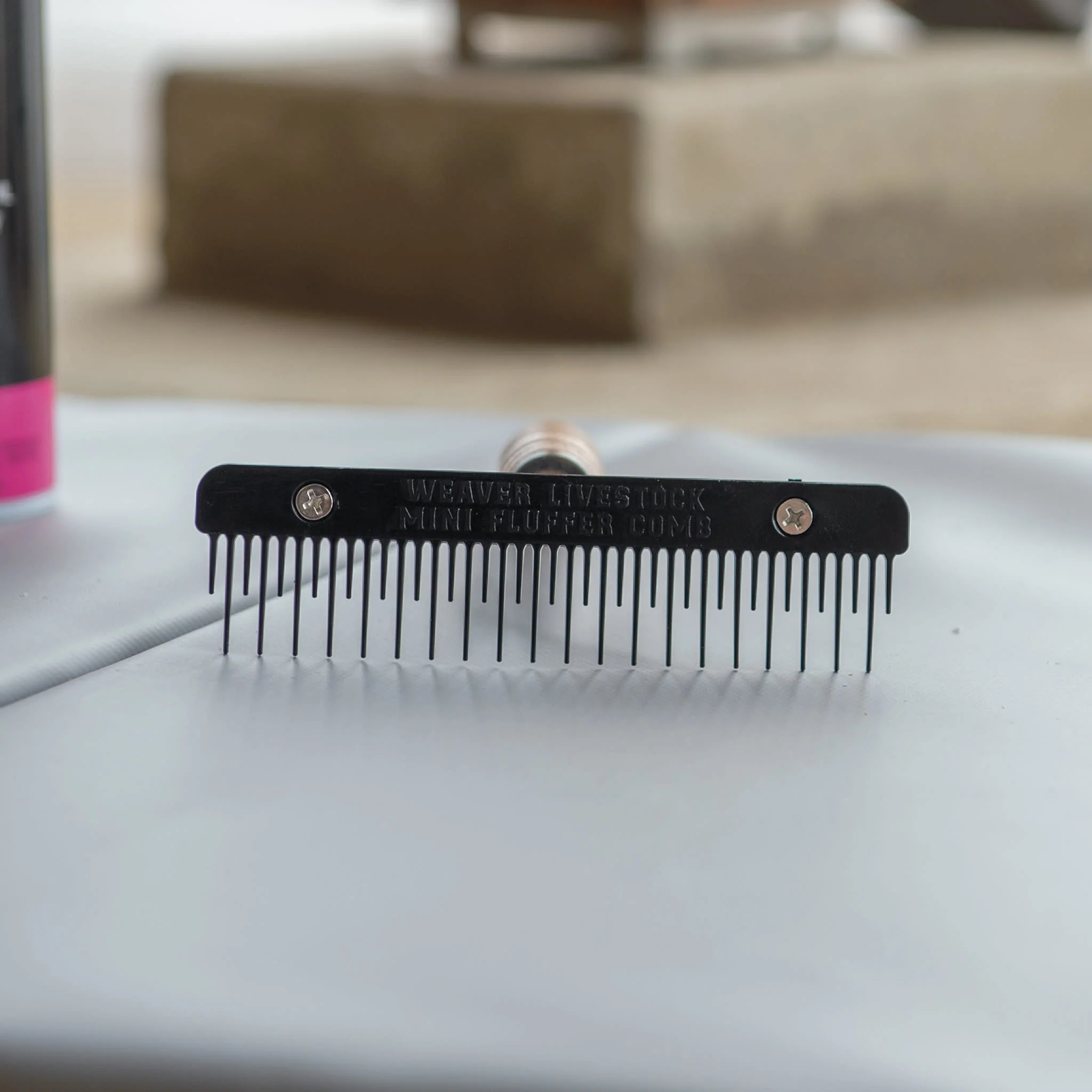 Plastic Mini Fluffer Comb - Image 62