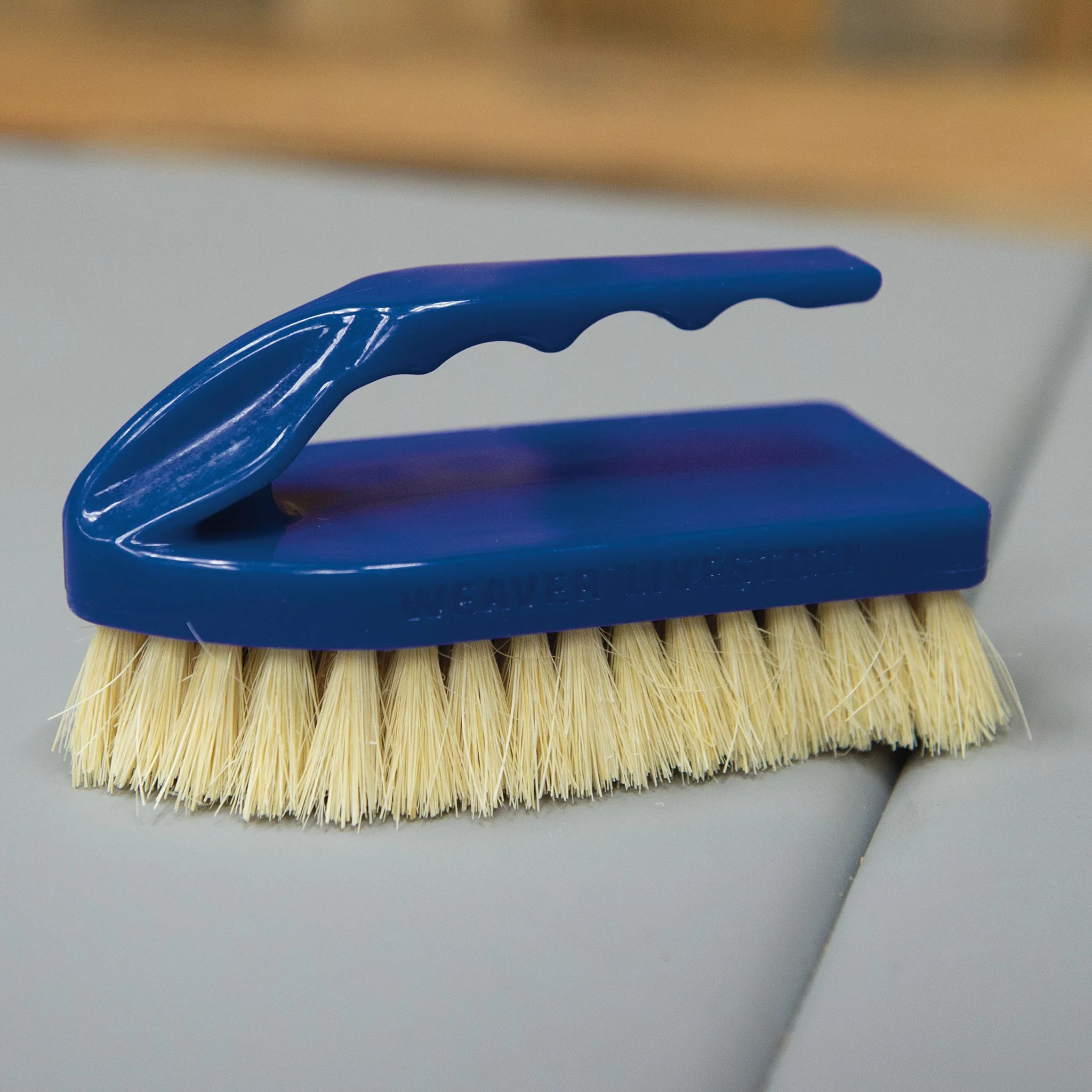Plastic Tampico Pig Brush with Handle - Image 43