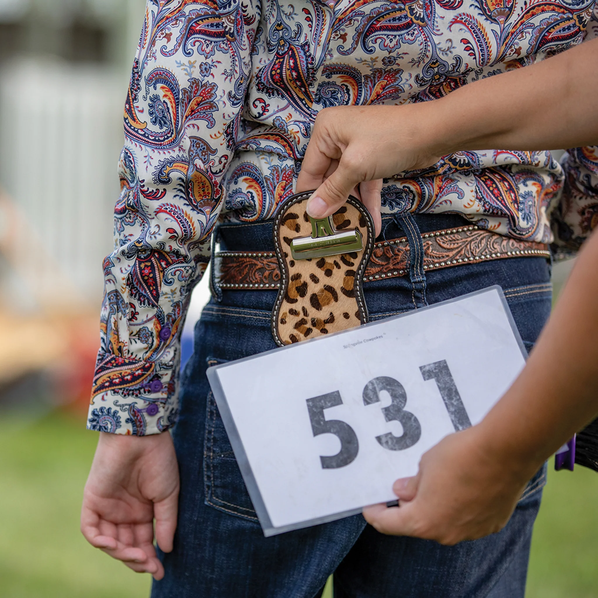 Fashion Show Number Holder with Clip - Image 7
